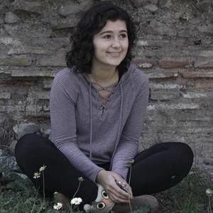 Meet your Posher, Renee